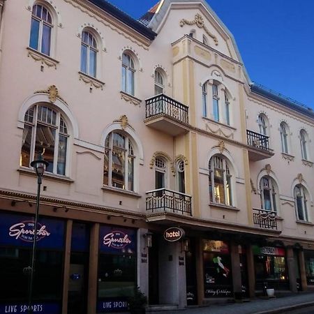 Grand Hotel Hønefoss Eksteriør billede